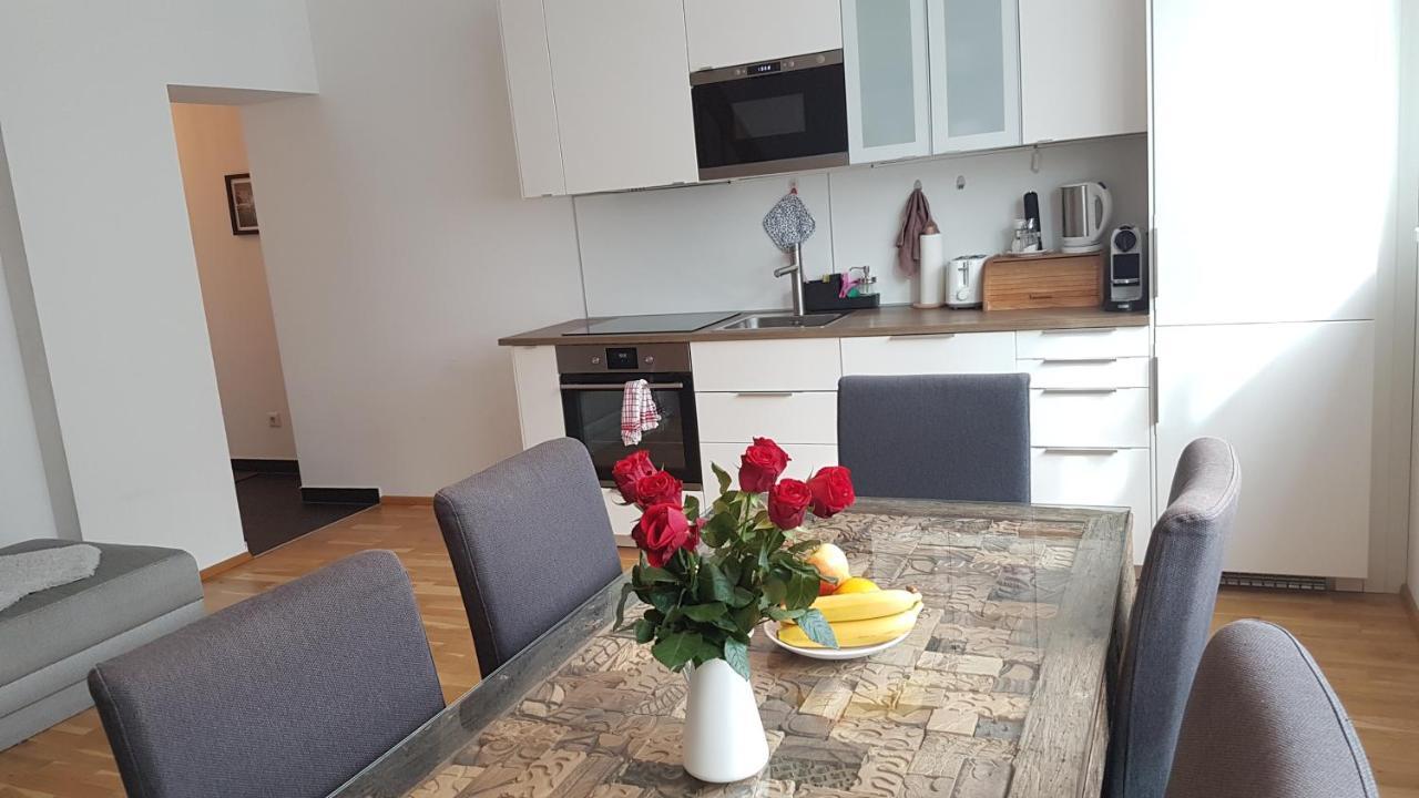 Moderne Maisonette Mit Terrasse Wien Ngoại thất bức ảnh